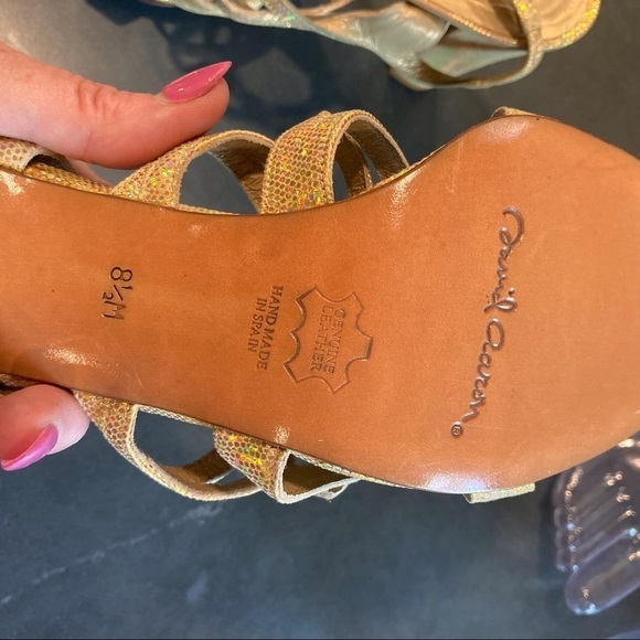 NWT sz 8.5 David Aaron gold metallic iridescent strappy heeled sandals - Picture 11 of 16